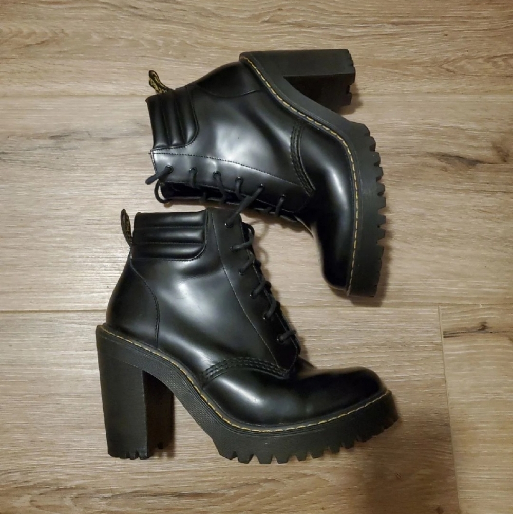 Dr. Martens Persephone boot